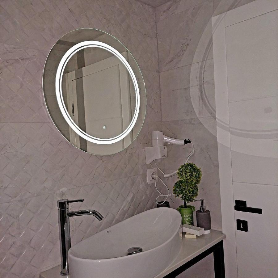 Big Delux Apartment Mostar Buitenkant foto
