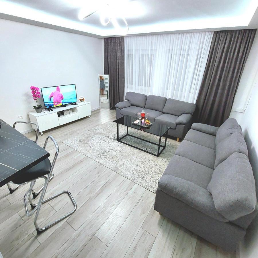 Big Delux Apartment Mostar Buitenkant foto